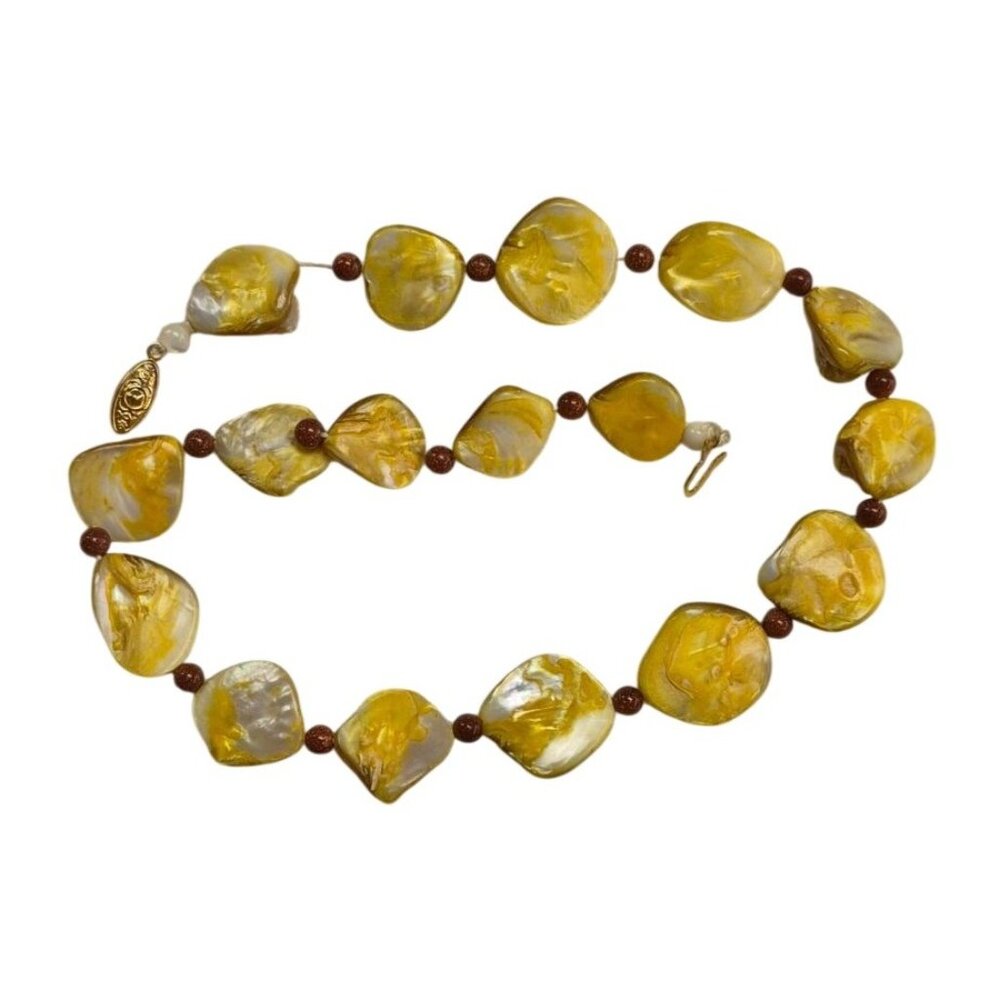 Yellow Mother of Pearl Necklace Goldstone Beads & Ornate Gold-Tone Clasp - Picture 8 of 10
